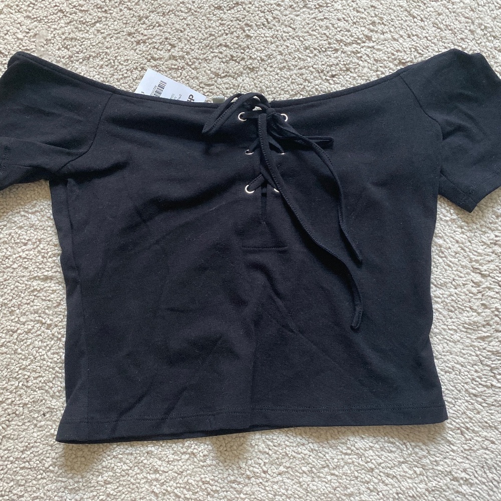 Cropped shoulder